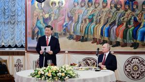 A kínai elnök szerint készek közvetíteni az orosz-ukrán válság megoldásában