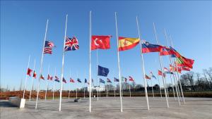 ناتو برای اعلام همبستگی با ترکیه پرچم‌های کشورهای عضو را به حالت نیمه افراشته درآورد