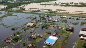 巴西暴雨引发洪水