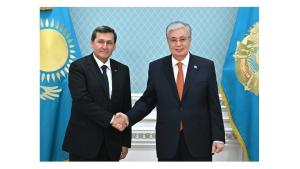 Türkmen-gazak gatnaşyklaryny ösdürmek meseleleri ara alnyp maslahatlaşyldy