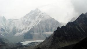 中国科研人员登上珠穆朗玛峰顶峰