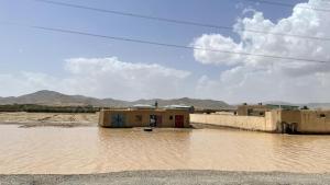 بر اثر جاری شدن سیل در افغانستان 31 نفر جان باختند