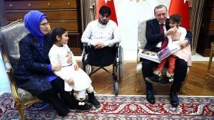 شامی پناہ گزین کنبے سے صدر ایردوان کی ملاقات
