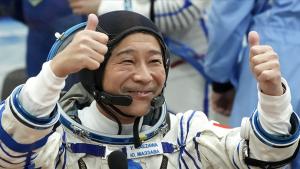 میلیاردر ژاپنی اسامی همراهان خود در سفر به ماه را به اشتراک گذاشت