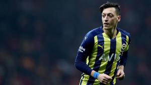 Mesut Özil se retira del fútbol a los 34 años