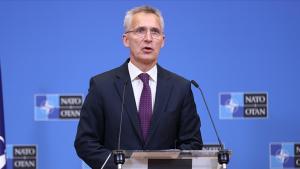 НАТО ще съхрани мира между Сърбия и Косово...