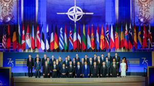NATO iň çylşyrymly döwrüni başdan geçirýär