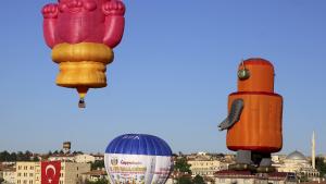土耳其举行“国际卡帕多西亚热气球节”