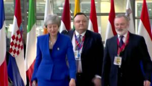 La UE y Reino Unido acuerdan retrasar el Brexit