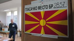Түндүк Македония президентин шайлоо үчүн добуш берүүдө