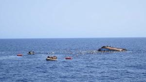 希腊米迪里岛海域发生沉船事件多人死亡
