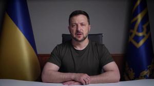 Volodymyr Zelensky rimprovera all'Occidente il "sostegno alla difesa aerea"