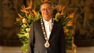 Палестина Колумбиянын президенти Петрого мамлекеттик медалды тапшырды
