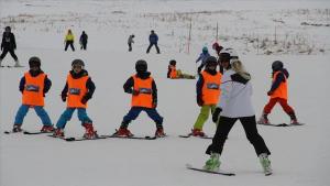 آموزش اسکی‌بازان ترکیه در پیست‌ اسکی ارجیس