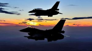 土耳其战机摧毁恐怖目标