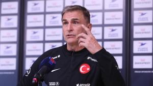 Técnico de la selección turca tras derrota ante Islas Feroe: “No vamos a ceder”