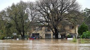 Inundaciones en Sídney obligan a evacuar más de 50 mil personas