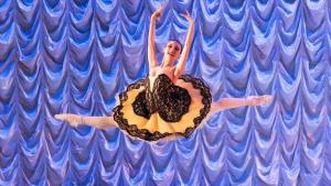 Турската балерина Нилай Тахироглу спечели сребърен медал на балетния конкурас в Москва