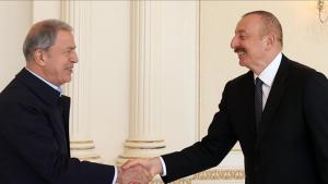 Azerbaýjanyň Prezidenti Ilham Aliýew, Milli Goranmak Ministri Hulusi Akary Kabul Etdi