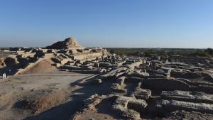 4500 illik Mohenco-daronun bir hissəsi dağılıb