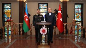 Akar s-a întâlnit cu omologul său azer la Ankara
