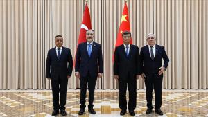 ترک وزیر خارجہ کا سنکیانگ اٰعغر خود مختار علاقے کا دورہ