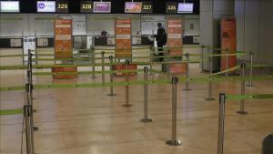 Se cancelan 215 vuelos en España debido a la tormenta Hermine que azota las Islas Canarias