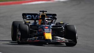 Max Verstappen vince la gara sprint del Gran Premio di Cina