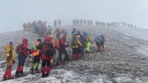 Ağrdı dağında 450 alpinist eyni gün zirvəyə qalxdı