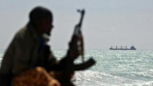 Os Hutis anunciam que atingiram navio israelita no Golfo de Adem