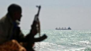 胡塞武装袭击驶向以色列的一艘船只