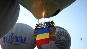 Baloane cu aer cald cu tricolorul românesc au zburat în Cappadocia