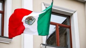Мексикада автобус кырсыкка учурап 18 киши каза болду
