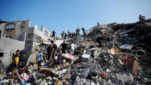 نصیرات کیمپ پر اسرائیل کا فضائی حملہ،ناظم بلدیہ سمیت 5 افراد جاں بحق