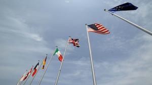 G-7 davlatlari iqtisodiy bosimlarga qarshi kurashish masalasini qoʻlga oldi