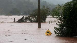 巴西暴雨引发洪水死亡人数增至29人