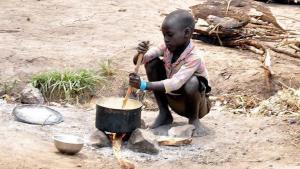 Üzäk Afrika Cömhüriyätendä azıq-tölek probleması