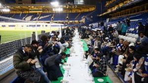 Primera vez en la Premier League: Chelsea celebró la cena de iftar en el Stamford Bridge