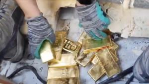 迪拜印制重 0.1克的 24 克拉黄金纸币