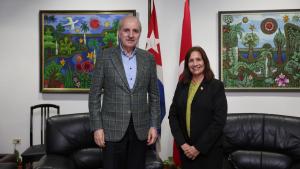 سفر رئیس مجلس ترکیه به کوبا