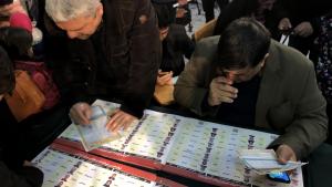 ایران میں غیر سرکاری نتائج کے مطابق انتخابات میں حصہ لینے کی شرح 41 فیصد رہی