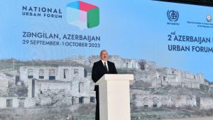 Énfasis de paz y estabilidad de Aliyev