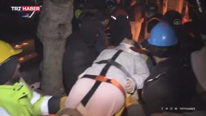 Una profesora es rescatada 49 horas después de que terremotos sacudieran Türkiye