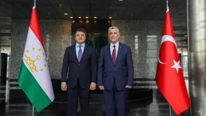 ترک وزیر تجارت کی تاجکستان کے وزیر صنعت و ٹیکنالوجی سے ملاقات