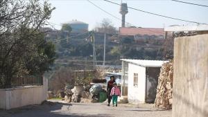 Отурукташкан жөөттөр Палестинанын айылына кол салды