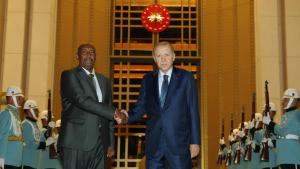 Ердоган се срещна със суданския лидер...