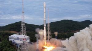 کره شمالی: پرتاب ماهواره شناسایی به مدار شکست خورد