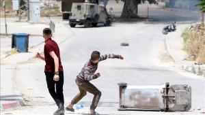 اسرائیلی فوجیوں نے ایک فلسطینی شہری کو ہلاک اور ایک کو زخمی کر ڈالا