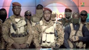 برکینا فاسو: فوجی جنتا کے رہنما مستعفی،ٹوگو میں پناہ لے لی