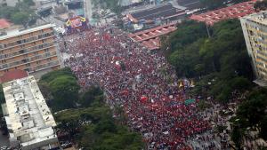 委内瑞拉反政府抗议活动中近40人失去生命